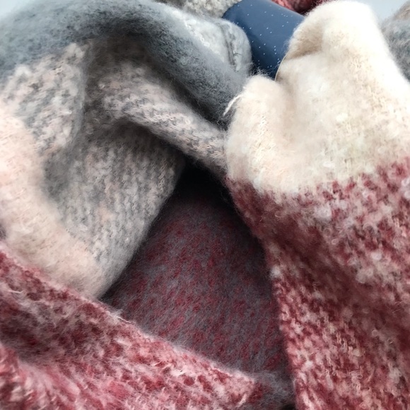 NWT True North Woven Soft Scarf with Fringe - Picture 7 of 7